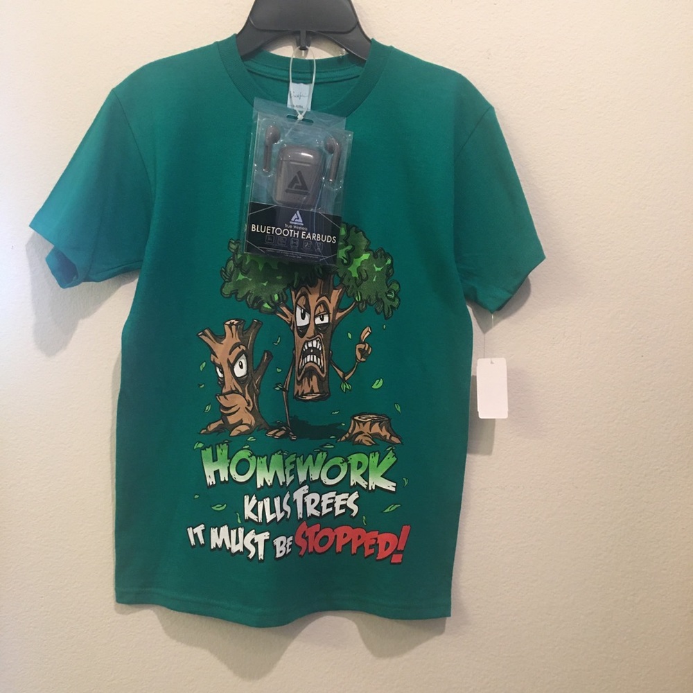 Boys Tee w/Bluetooth Earbuds NWTS